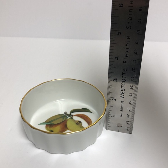 Vintage Royal Worcester Quiche Dish in Evesham Gold Pattern - Picture 6 of 6